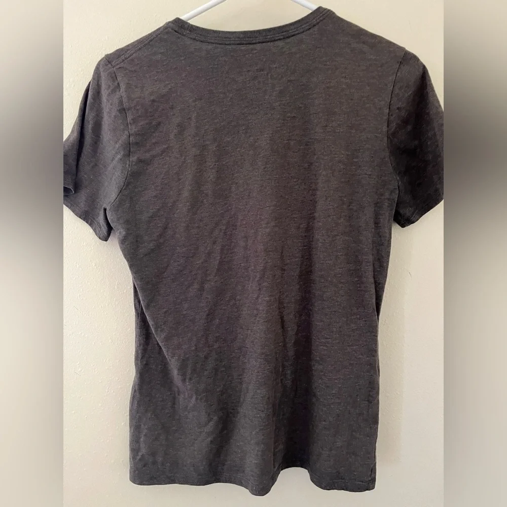 Nike T shirt medium - Picture 2 of 2